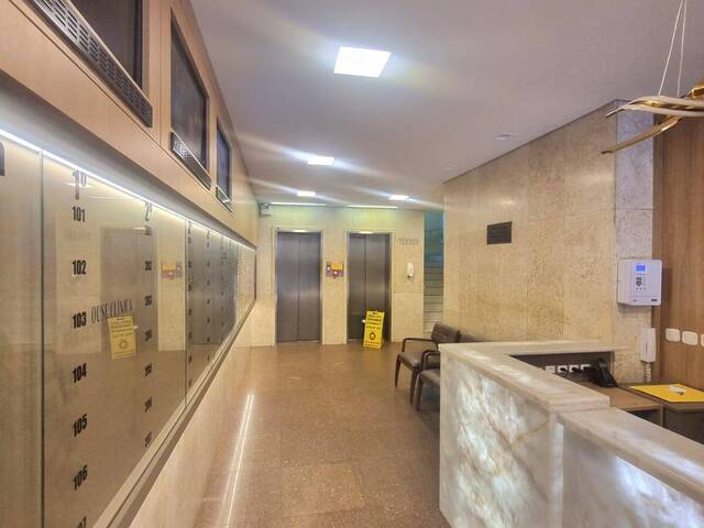 Sala para Venda em Florianópolis - 4